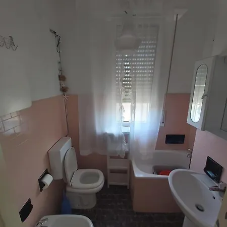 Casa Lungo Mare Apartment *